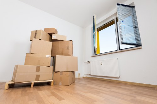 Stjohnswood man and van service managing heavy items and boxes